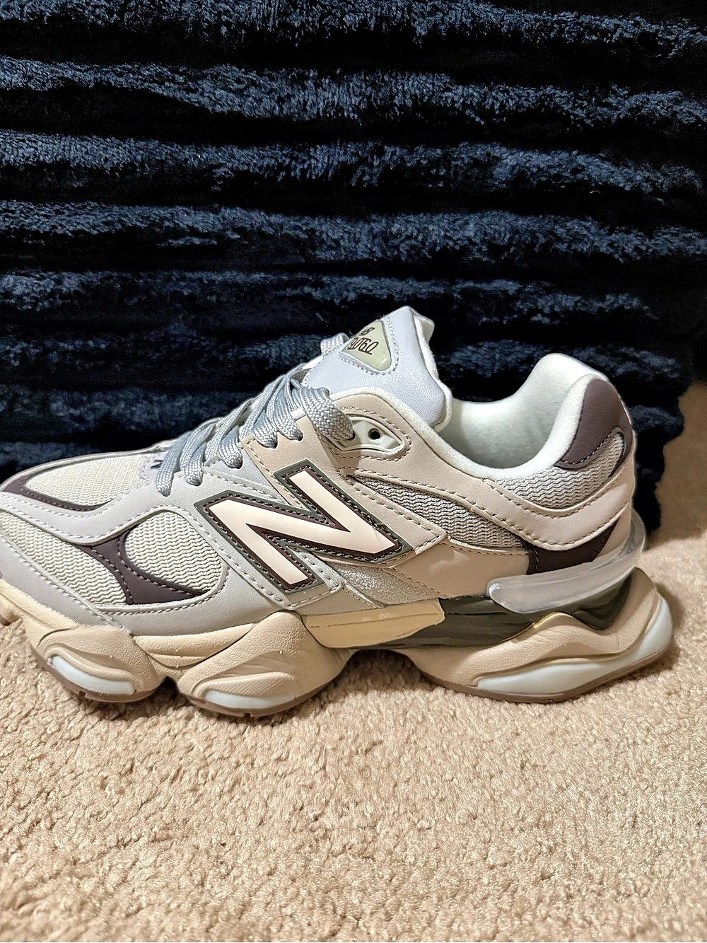 New Balance 9060 Sneakers White & Brown US 6 D